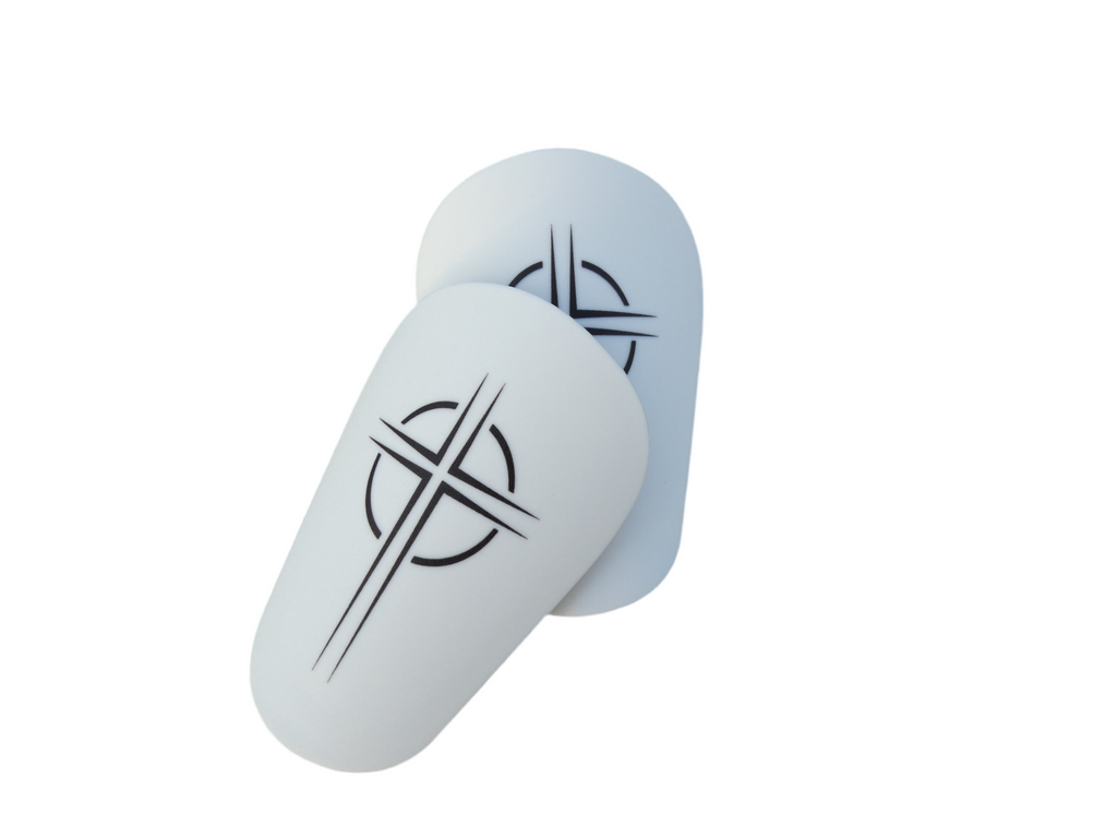 Weiße Mini Shinpads